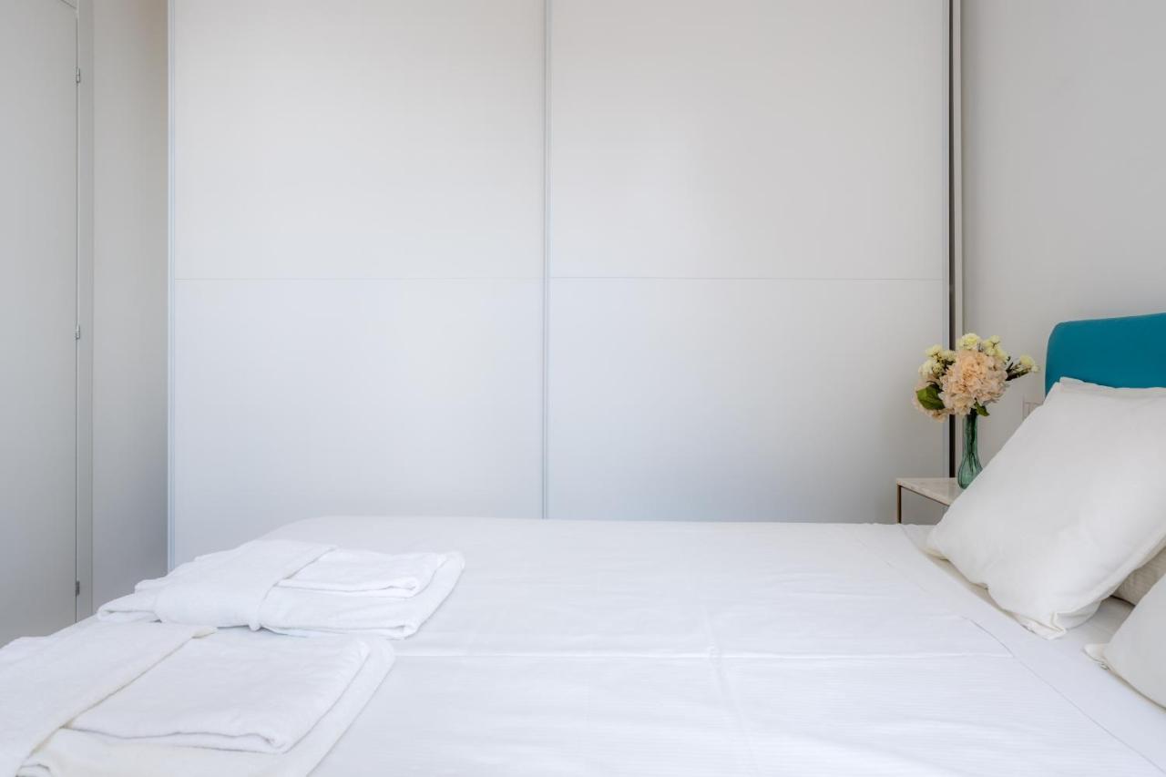 Appartement Sunlit 1 Bedroom Via Pirelli